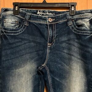 Ariya Women's Dark Blue Skinny Jeans